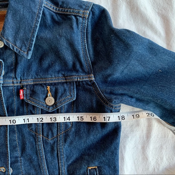 Levi’s Denim Jacket - Picture 7 of 8